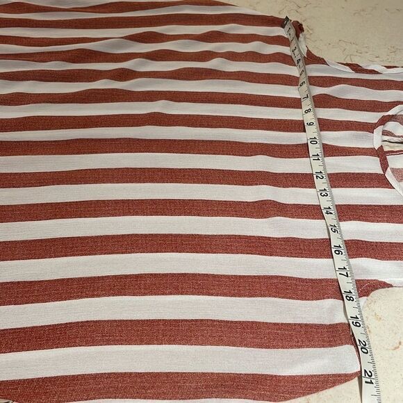 Soft Surroundings sleeveless flowy striped blouse SZ medium - Picture 7 of 9